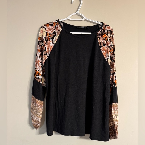 🔴Doe & Rae Black Floral Long Sleeve Top - Picture 1 of 4